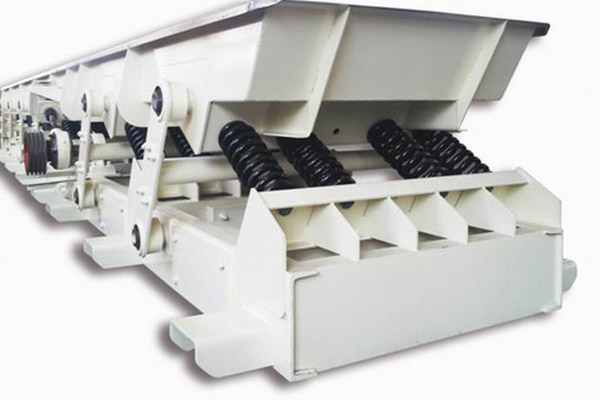 連桿振動輸送機（完全平衡式連桿振動輸送機、彈性連桿式振動輸送機）的優勢特征