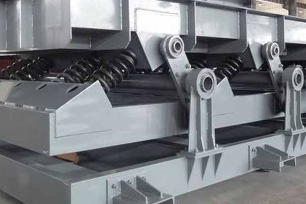 單質體振動輸送機的結構及原理，太實用了